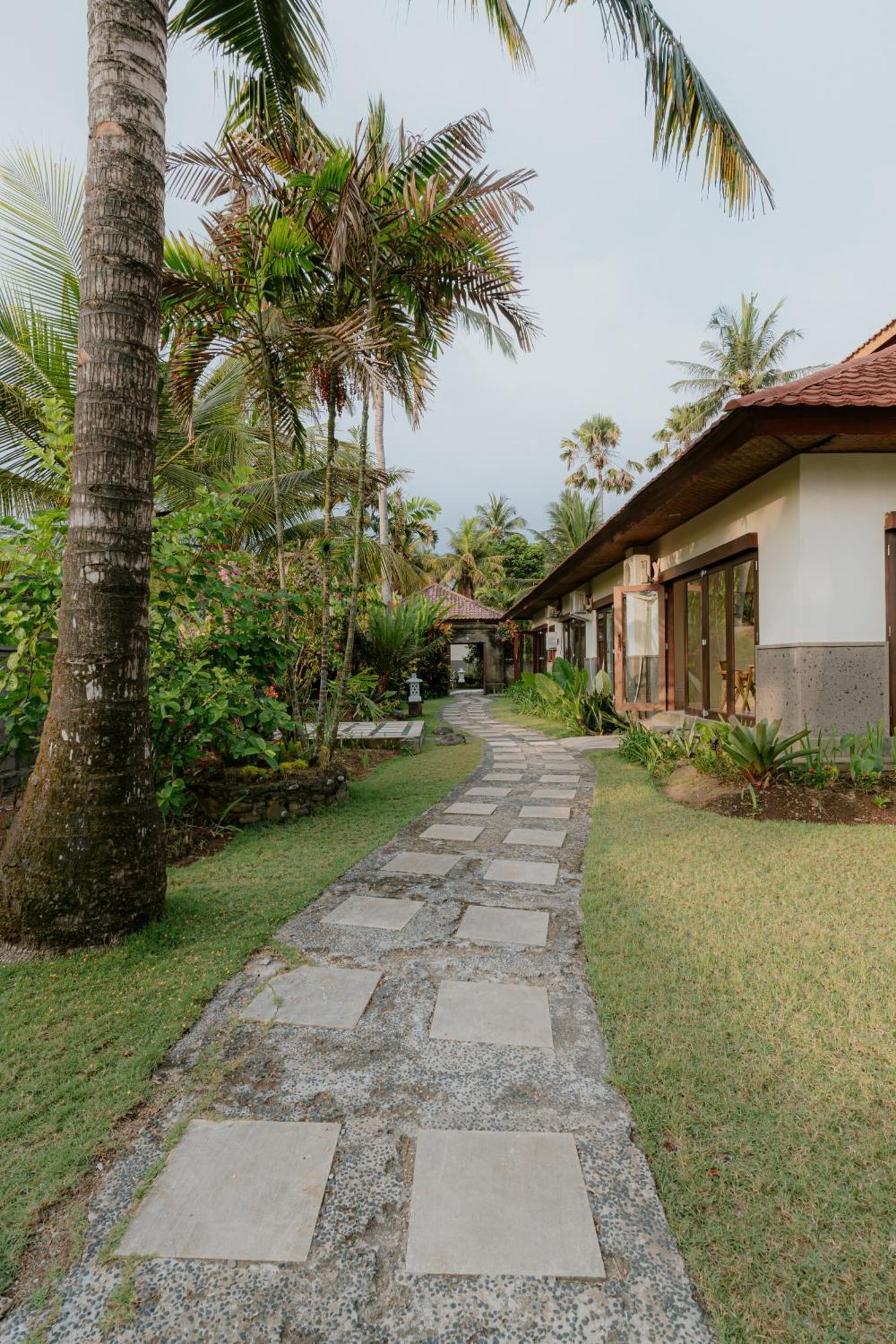 Bali Hai Island Resort Pekutatan  Esterno foto