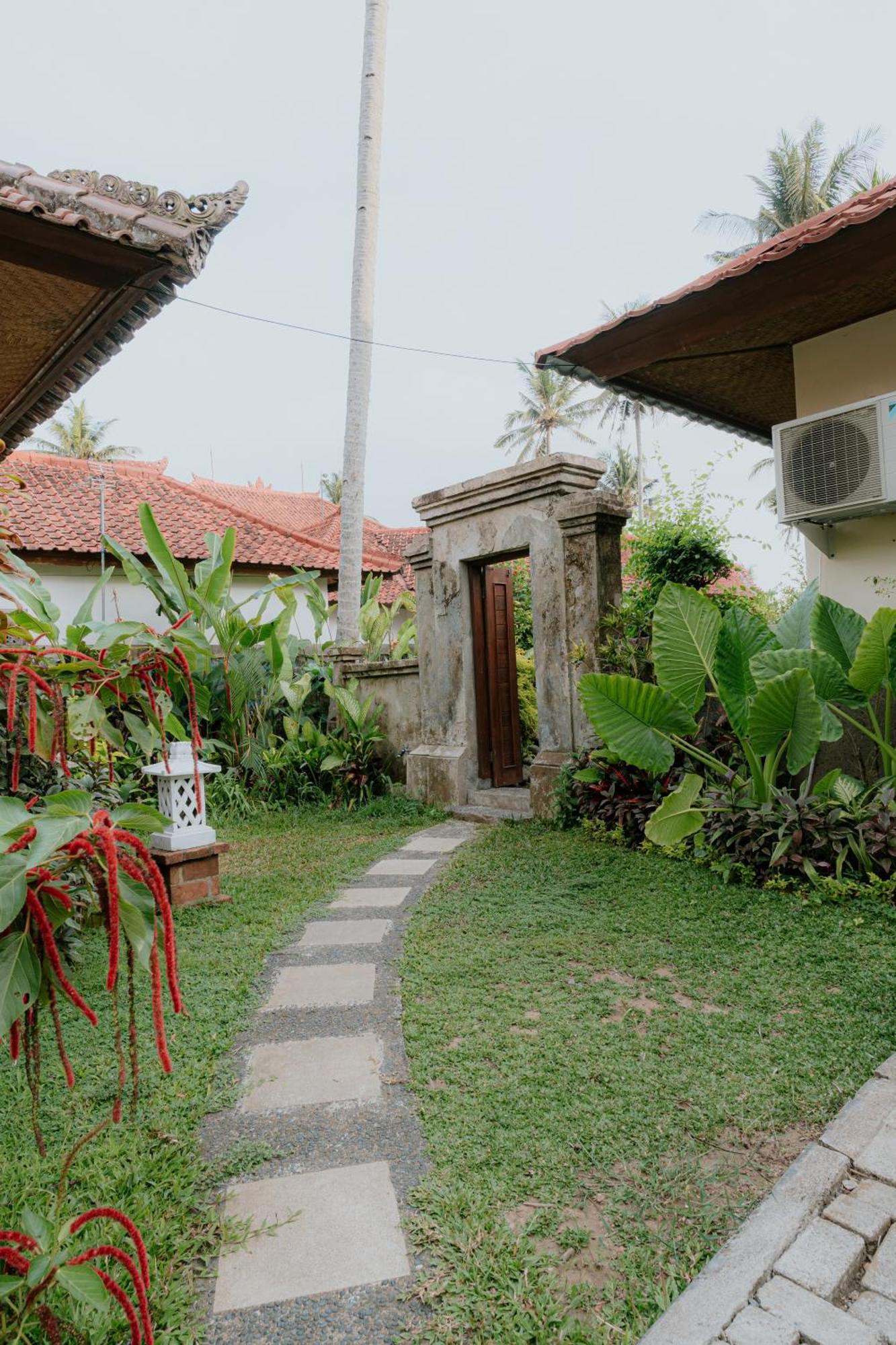 Bali Hai Island Resort Pekutatan  Esterno foto